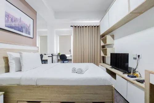 Good Deal and Comfy Studio Apartment at Springwood Residence By Travelio - 3-Star