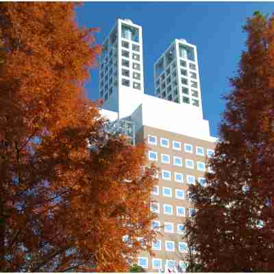 アパホテル〈大垣駅前〉 Hotel Exterior