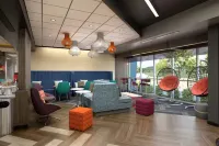 Tru By Hilton Gananoque, ON Hotels in Leeds and the Thousand Islands