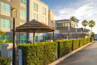 Hampton Inn by Hilton St. Augustine Downtown Historic District - Bãi đậu xe