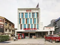 The Eastern Hotel Hôtels à : Ankleshwar