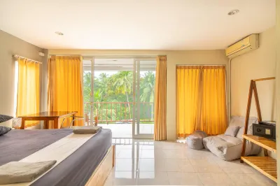 Echo Beach Hostel