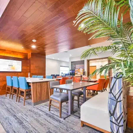 Holiday Inn Express PALESTINE by IHG