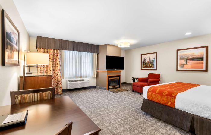 Best Western Rocky Mountain Lodge