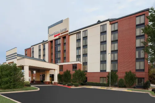 SpringHill Suites Oklahoma City Quail Springs - Kitchens