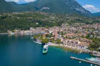 Silvy Apt Salò | Charming & Near Center - Happy Rentals - 4-Star