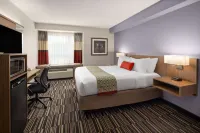 Microtel Inn & Suites by Wyndham Kirkland Lake Hotels in Timiskaming District