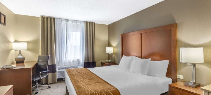 Comfort Inn Gurnee Near Six Flags Hotels in Lake County
