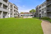 Courtyard Detroit Livonia فنادق في Livonia