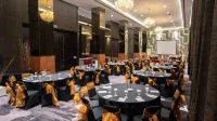 โรงแรมดิอักมานี จาการ์ตา - สระว่ายน้ำแบบอินฟินิตี้