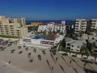 Casa Turquesa - Near Luxury Avenue Shopping Mall Hotels near Avenida Kukulkan