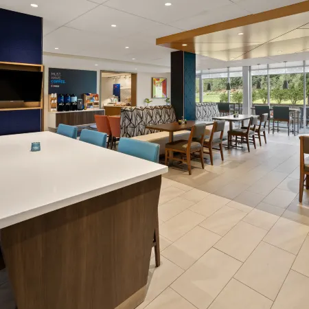 Holiday Inn Express & Suites WAYNESBORO EAST by IHG