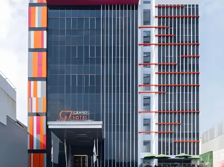 Grand G7 Hotel Pasar Baru Отели рядом с достопримечательностью «Централна джамия на Мънтенг»