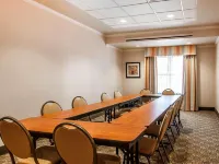 Comfort Inn & Suites Creswell Hotels in Lane County