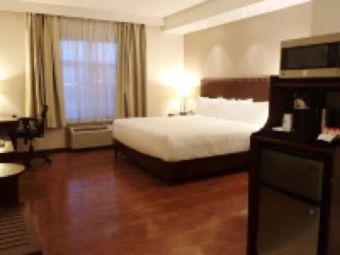 温德姆戴斯酒店及套房，薩斯喀徹温堡 薩斯喀徹温堡酒店