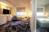 Fairfield Inn & Suites New York Brooklyn Hotels near Union Hall