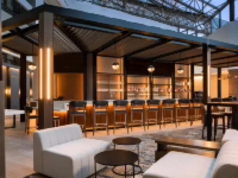 Sheraton Detroit Metro Airport Hotels in Romulus