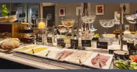 PLAZA Premium Grand Winston - petit déjeuner