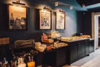 Ermine Suites - Kitchenette