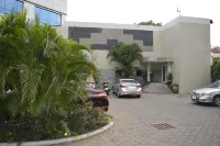Best Western Premier Accra Airport Hotel - Parkering