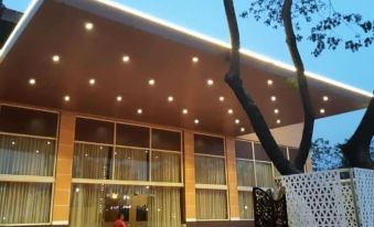 Tgn Suits - Hotel