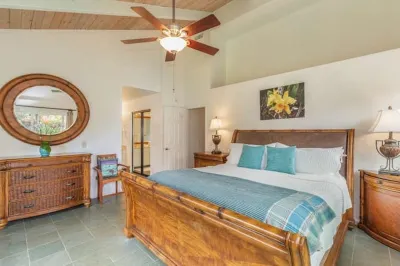 Aloha Serenity: North Shore Hot Tub Escape Hotels near Anini Beach