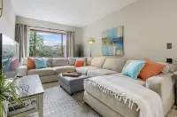 Cheerful family home 1/2 mile from downtown
