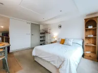 The Isabella Studio by Richmond Park