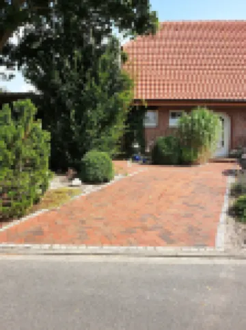 Cozy vacation apartment near a quiet park