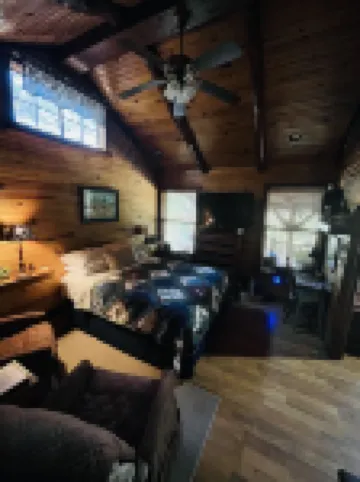 Cabin In The Woods at Lake Tenkiller