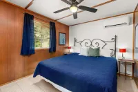 The Cabin on Canyon Lake!