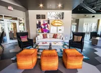 LUX KING+QUEEN beds*NoDa/Uptown*walk to dine & ent