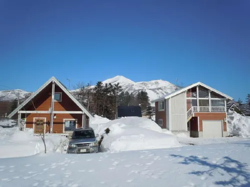 Cottage Cruising Hotels in Niseko