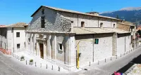 La Finestra Sulmò, panoramic apartment in Sulmona overlooking the historic center