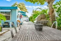 Salthaus Suite B - Step Out to Pool -  Apartamentos vacacionales