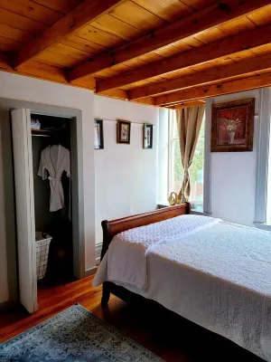 Welcome to the Loft Hotel dekat St Patrick Catholic Church