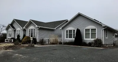6bed/4bath one-level Cape Cod Villa, New Listing!