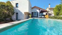 Villa with pool near the historic center - 빌라