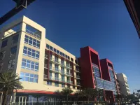 Stylish Oceanview  apartment in Hollywood Beach + 2 free bikes - Rooftop Pools