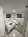 Stylish, Comfortable 3 bedroom house Hotels in Hallandale Beach