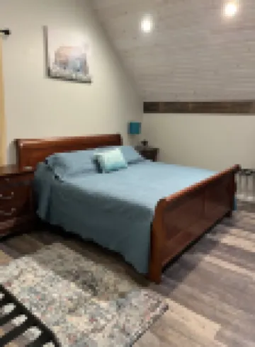 The Loft- second story, 2 bedroom apt with walk out balcony