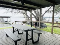 Newly Renovated Lakefront w/ Private Dock, Game Room, Kayak, Paddle Boat - 3성급