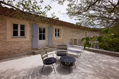 Bastide 350m² renovated, magnificent view of Provencal village