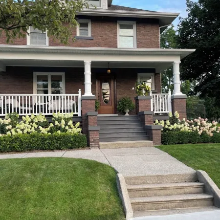 The Historic Brownstone Haus, A Downtown location for Unforgettable Gatherings