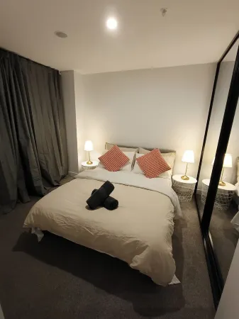 Brand new 1B apartment in Woden Pool Sauna Gym