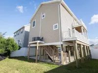 5 STAR AMAZING😙 Private home just for you. Comfy, Cozy, Clean. Steps to beach. ブリゲンティーンのホテル