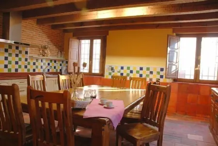 Rural house (full rental) La Tarja I from 8 to 12 people