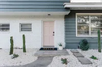 Welcome to Shoreline: 4Br, Heated Pool, 7Miles to Gulf Beaches. - Private Pool