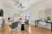 .2 mi to Downtown Rogers, Heated pool on Bike Trail, King Bed, Fire table