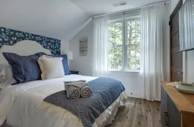 The Rose Garden Retreat - NC State /Cameron Village/PNC Park Hotels near Home Accent Furnishings by Capital Bargain Barn